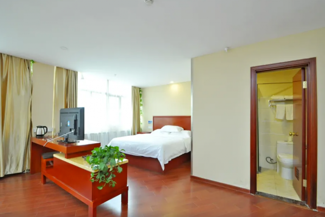GreenTree Inn Linyi Yishui County Tianshe Huayuan Express Hotel 8/62
