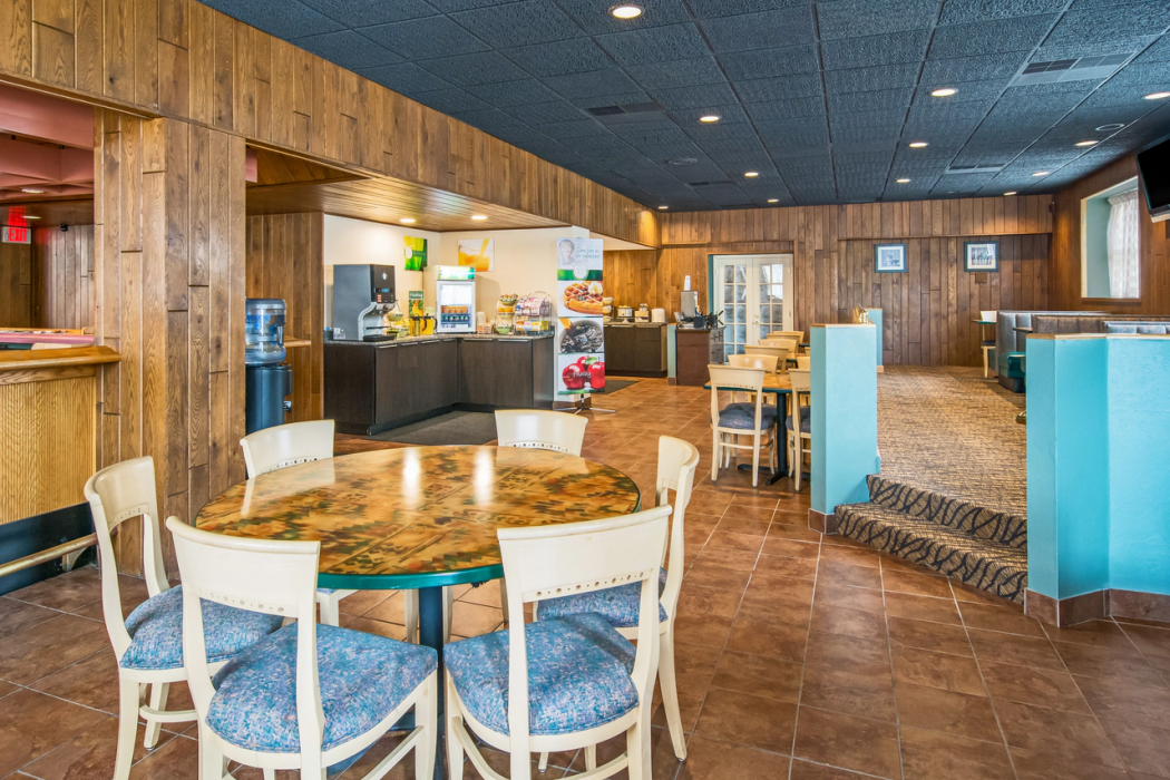 Quality Inn and Suites Virginia MN 21/25