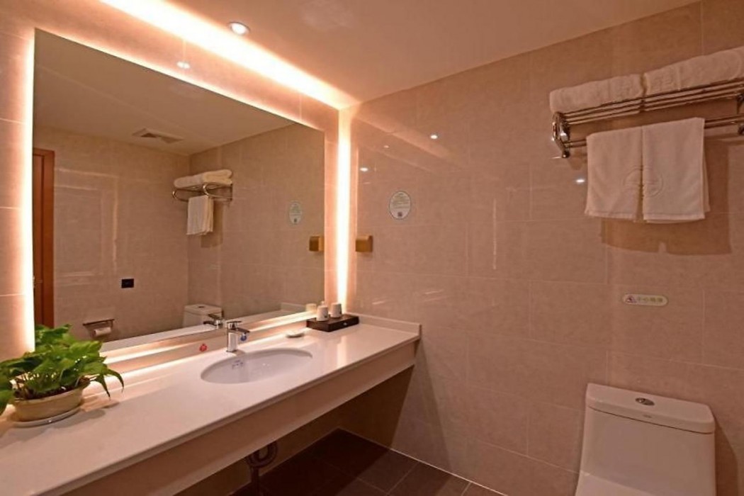 GreenTree Inn Jiaxing Tongxiang City Chongfu International Fur Center Business Hotel 14/39