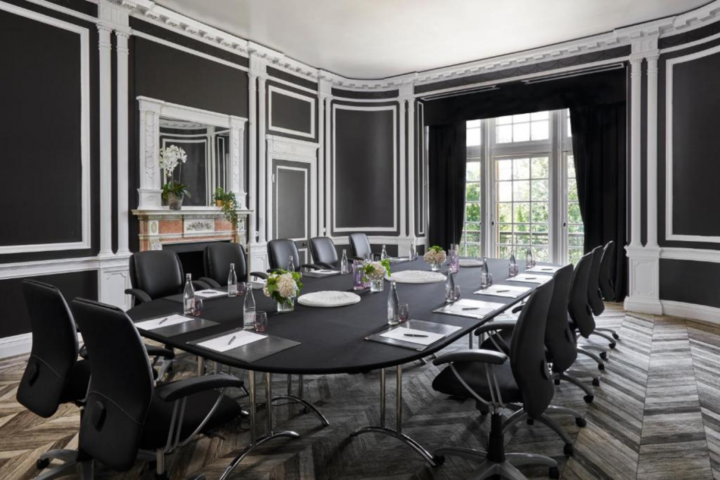 Chateau Jeanne & the Forest - Chateau de Montvillargenne 33/82