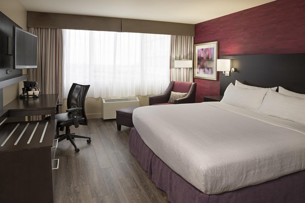 Holiday Inn Toronto International Airport Hotel 9/58