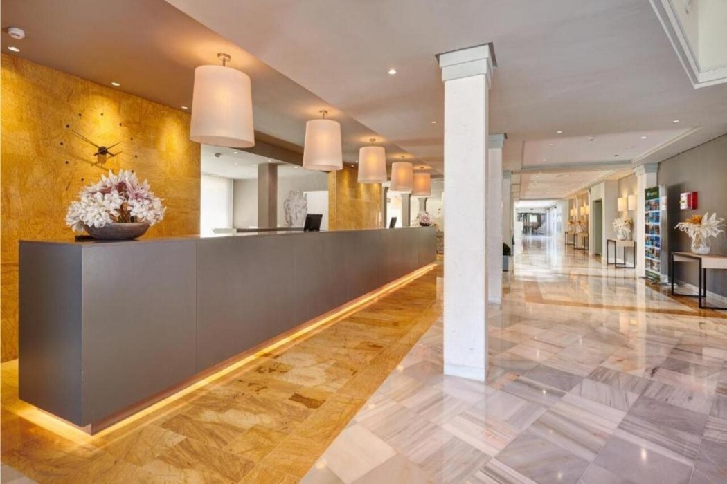 Protur Badia Park Aparthotel 12/40