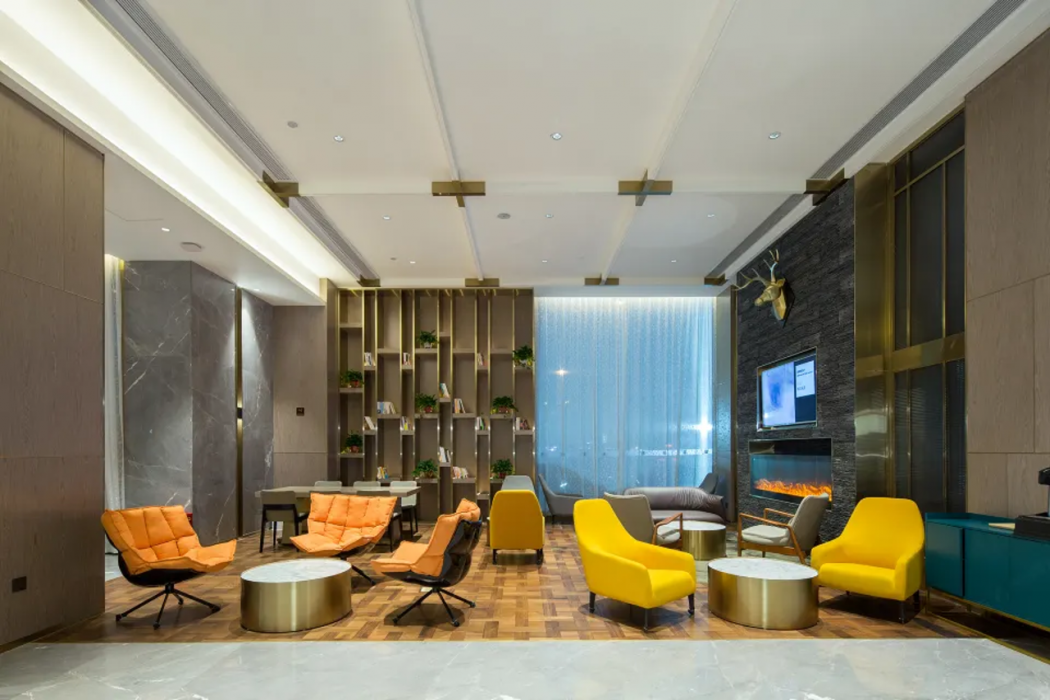 Echarm Plus Hotel (Wuhan Wenhua Avenue Dahualing Metro Station) 5/19