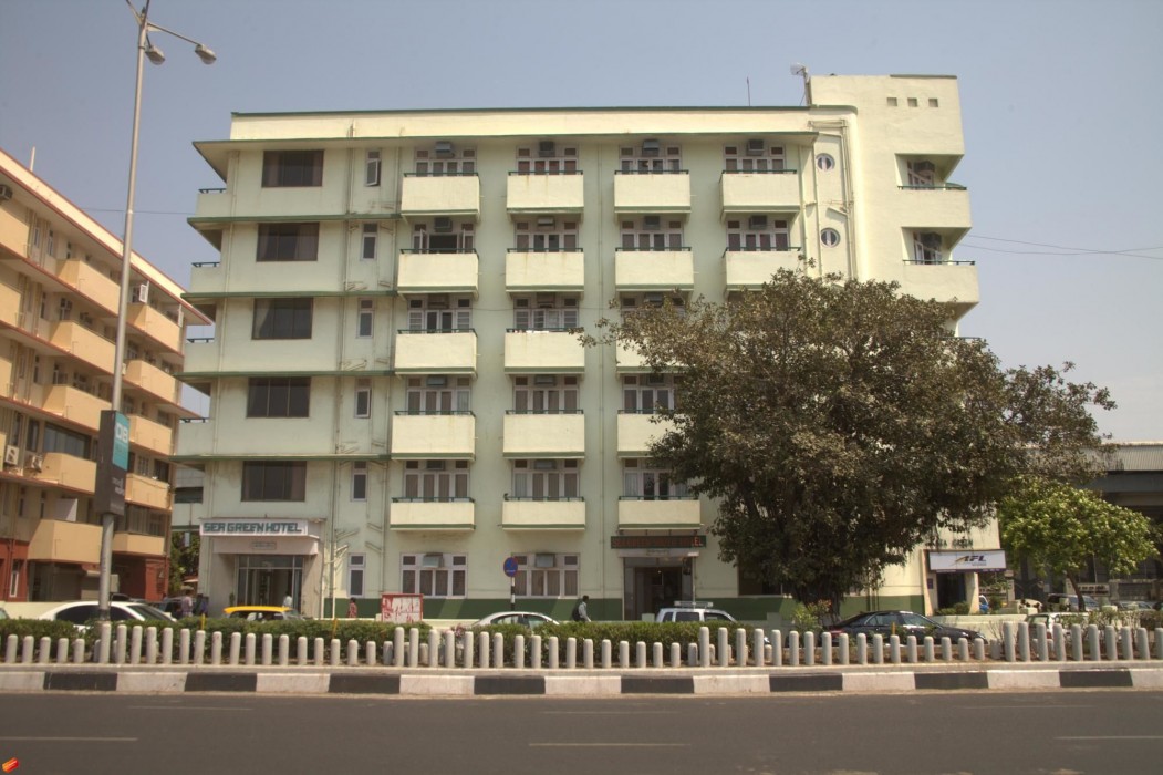Sea Green South Hotel 44/75