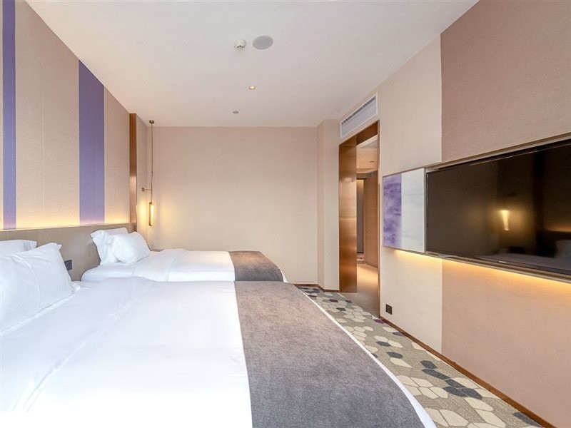Lavande Hotel (Zhongshan Shiqi Daxin Xinduhui,North of Zhongshan Railway Station) 23/46