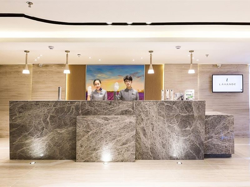 Lavande Hotels (Weihai Weigao Square) 18/28