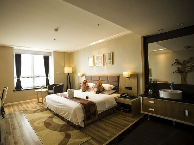 Homeinn Superior Hotel(Hefei South High Speed Railway Station 12/28