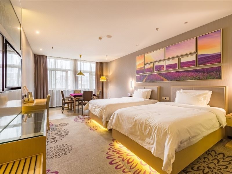 Lavande Hotel (Xuzhou East High-speed Railway Station Jinshanqiao Development Zone) 29/55