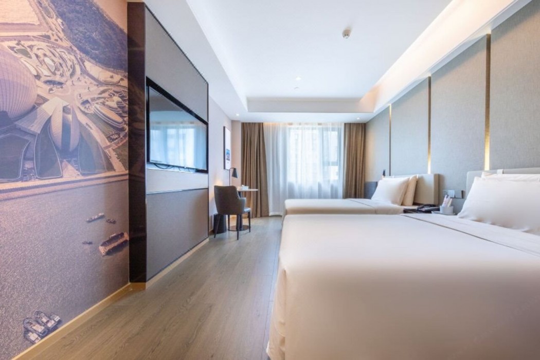 Atour Light (Zhuhai Qinglv Road, Grand Theatre) 23/58