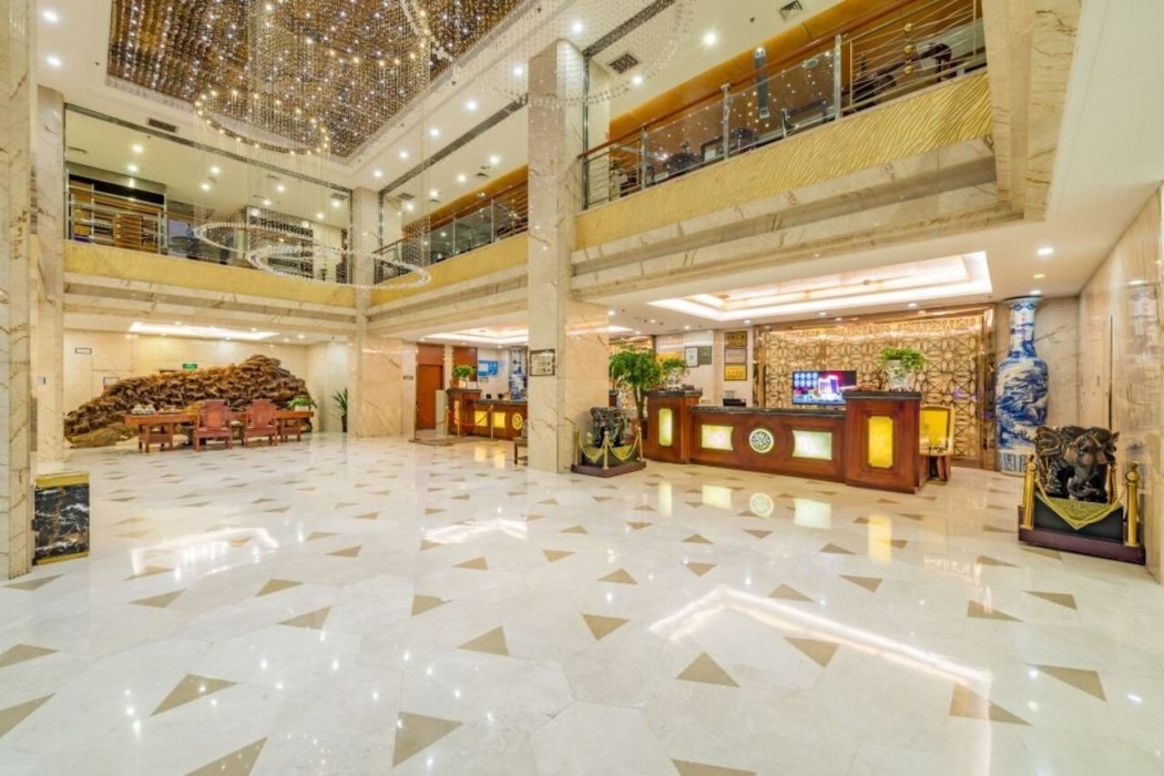 Rezen Hotel Qinghai Jinding 8/10