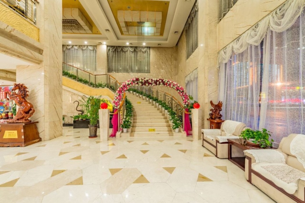 Rezen Hotel Qinghai Jinding 9/10
