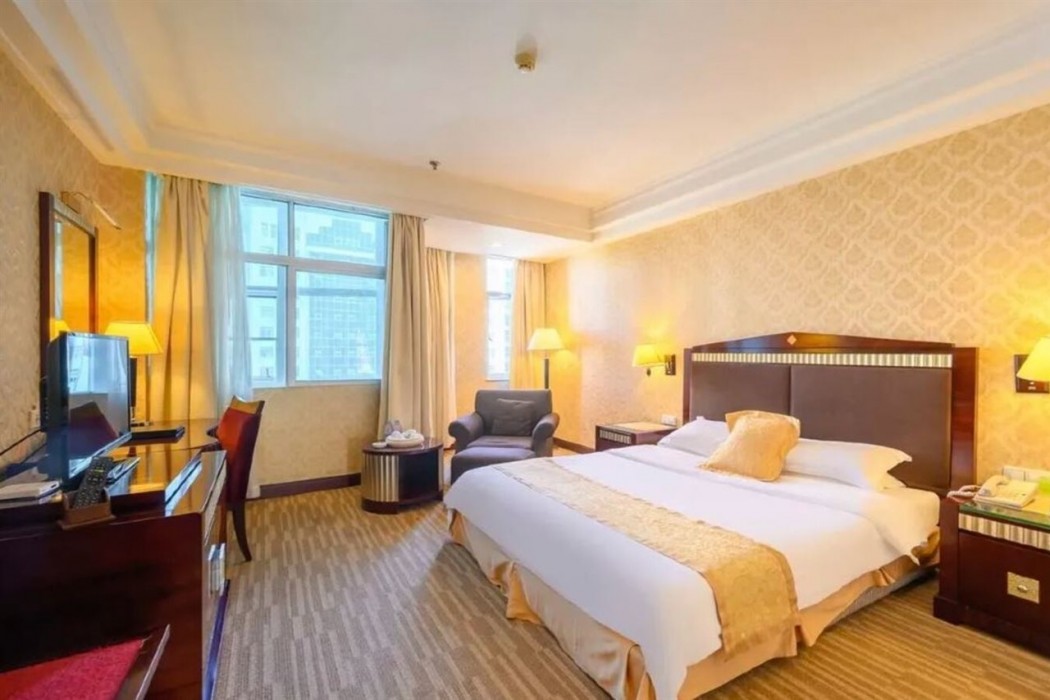 Diamond Hotel 14/23