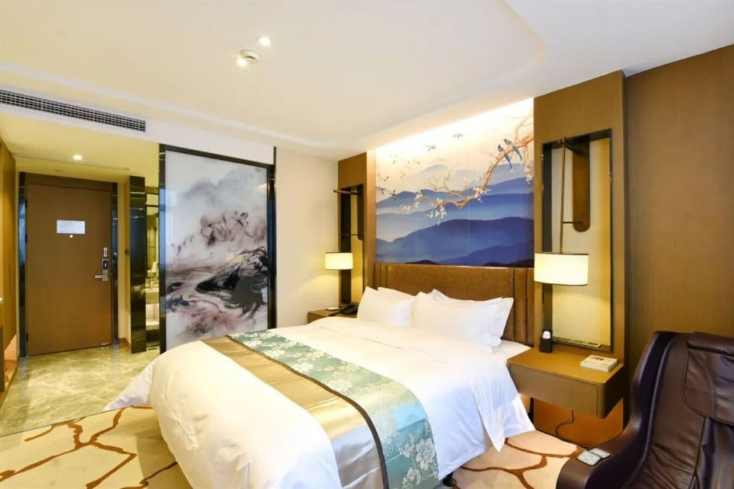 Huhua International Hotel (Shanghai Heqing Road) 19/27