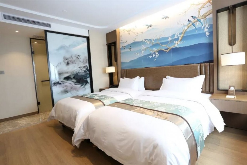 Huhua International Hotel (Shanghai Heqing Road) 17/27