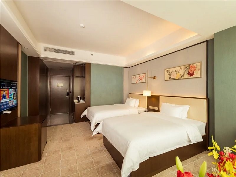 Six Mansion W Hotel 4/5