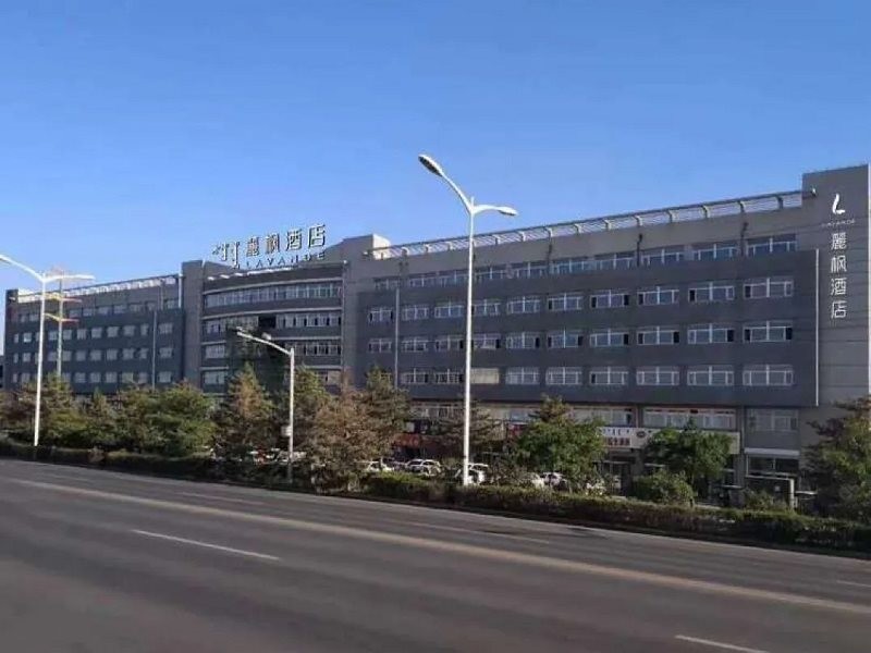 Lavande Hotel (Chifeng High Speed Railway Station) 15/35