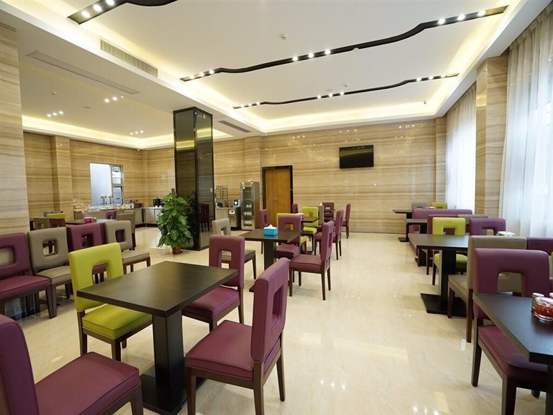 Lavande Hotel (Qingyuan Feilai Lake) 22/39