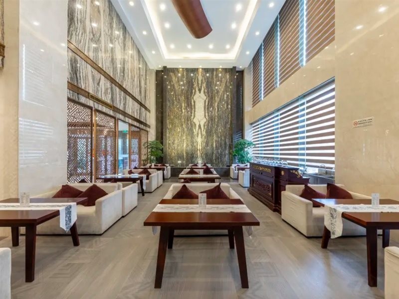Zhenbao Holiday Hotel (Nanjing Olympic Sports Center) 15/28
