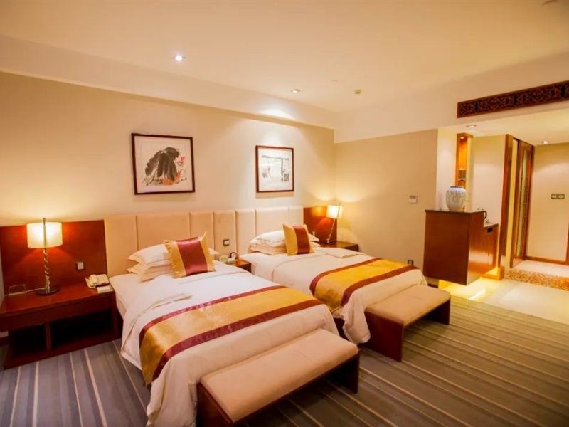 Guanfang Hotel 10/22