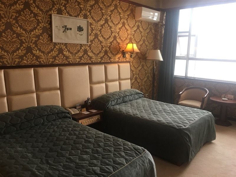 Longma Hotel 11/29