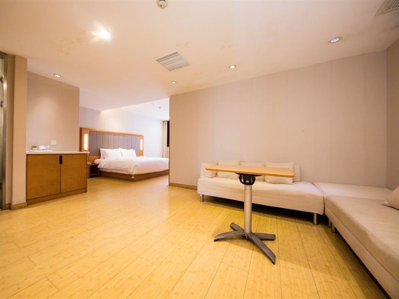 Ji Hotel (Changsha Furong Middle Road) 13/31