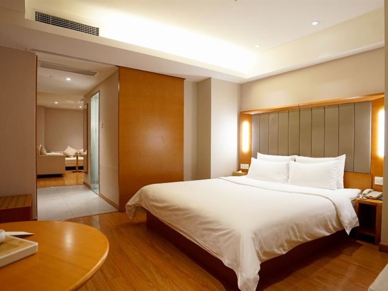 Ji Hotel (Changsha Furong Middle Road) 11/31