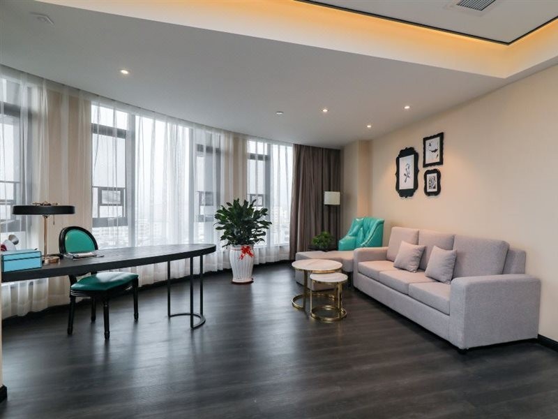 Xana Hotel (Heyuan Hongxing Road) 7/12