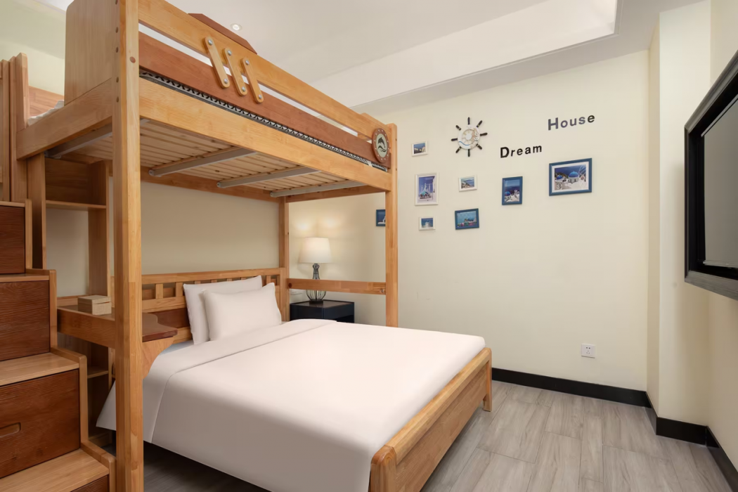 Days Inn by Wyndham Shaoxing Yuecheng 12/30