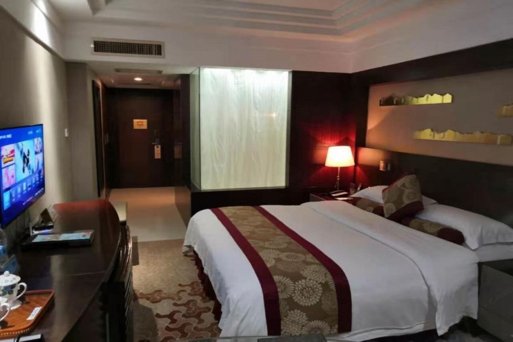 Dapeng Hotel 6/8