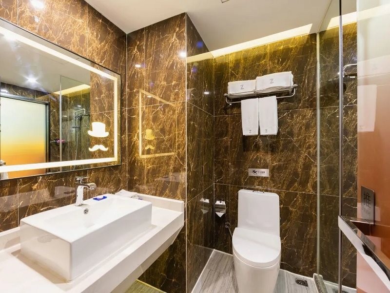 Zmax Hotel (Guangzhou South Railway Station Nanpu Metro Station) 5/5
