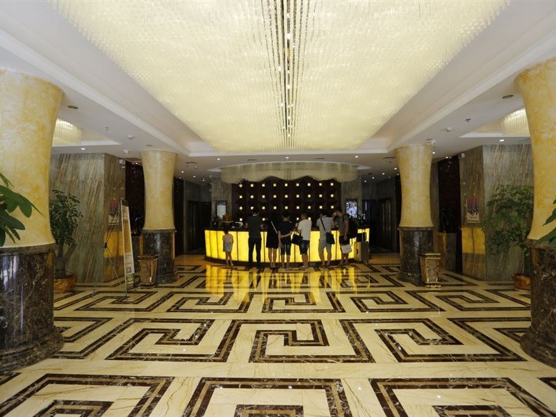 Huaqiao International Hotel 11/30
