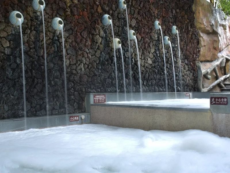 Quanyan Hotspring Holiday Hotel 15/56