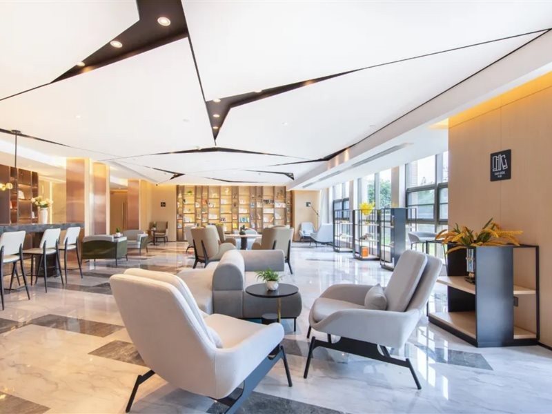 Atour Hotel (Kunming Daguan Park) 14/34
