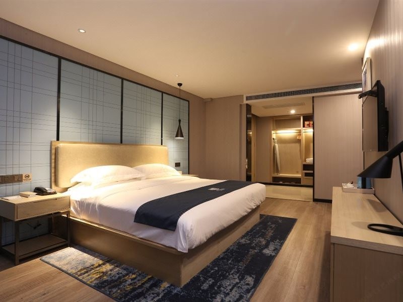 Echarm Hotel(Xiaogan Hanchuan Renmin Avenue Branch) 18/42