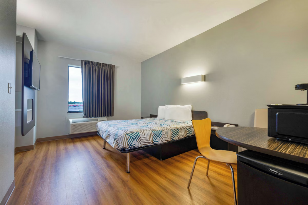 Motel6 Texas City, TX - I-45 South 16/43