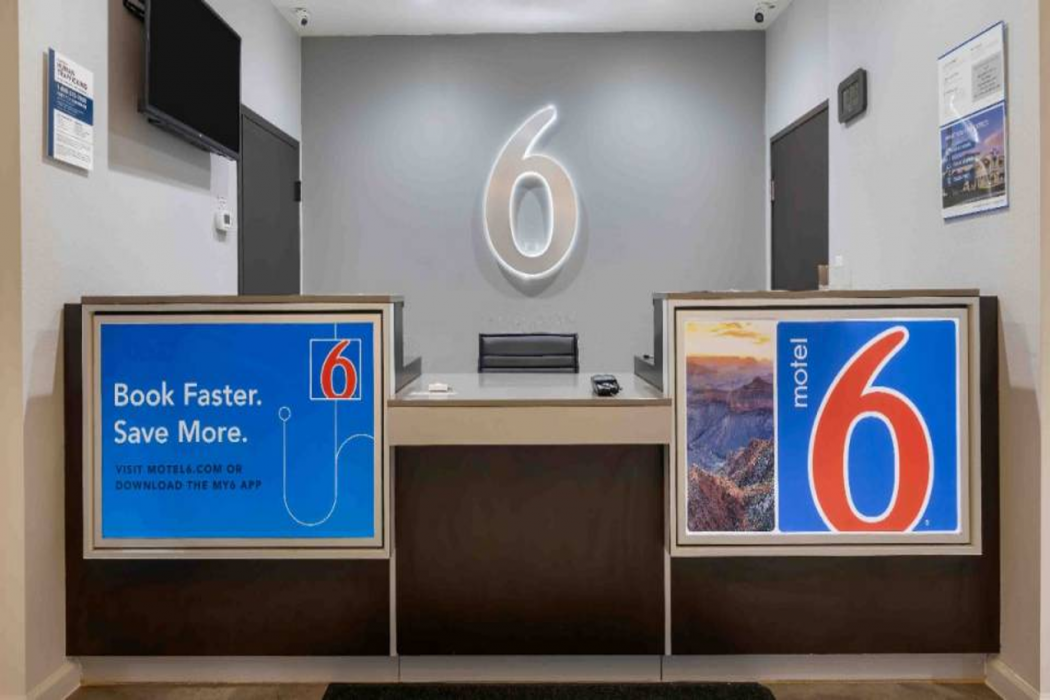 Motel6 Texas City, TX - I-45 South 6/43