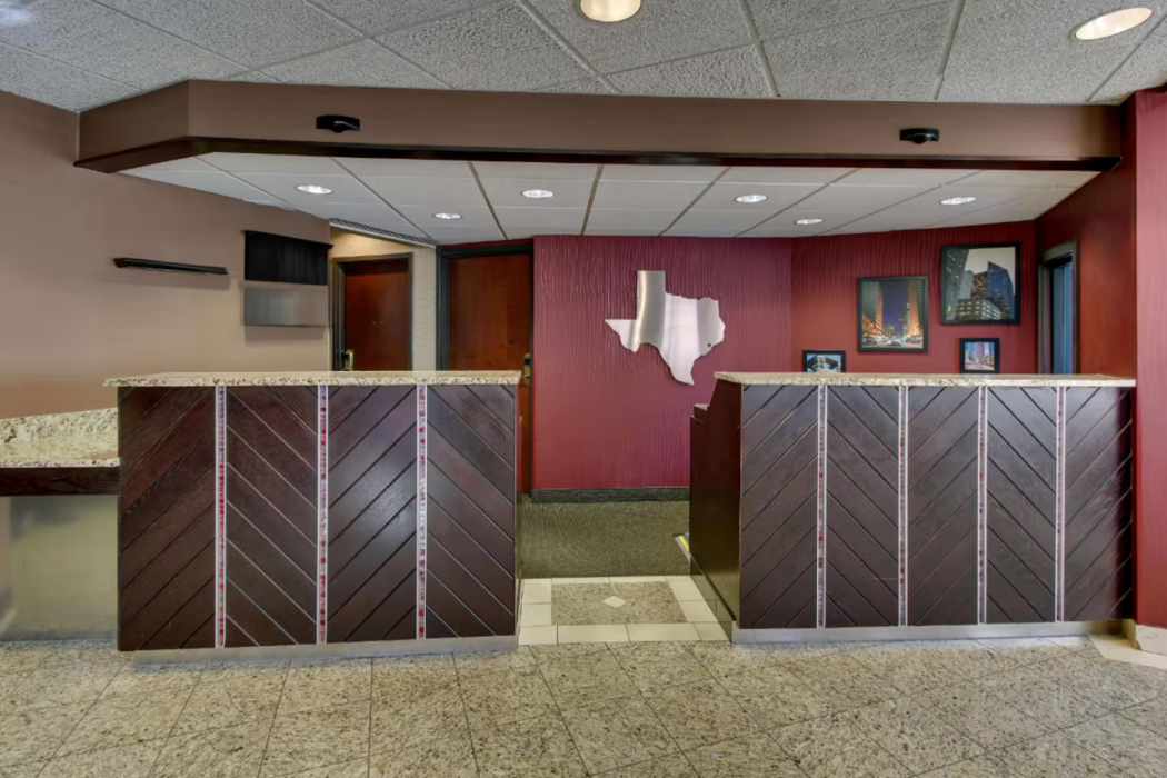 Heritage Inn Suites Houston/Sugar Land, Trademark by Wyndham 3/49