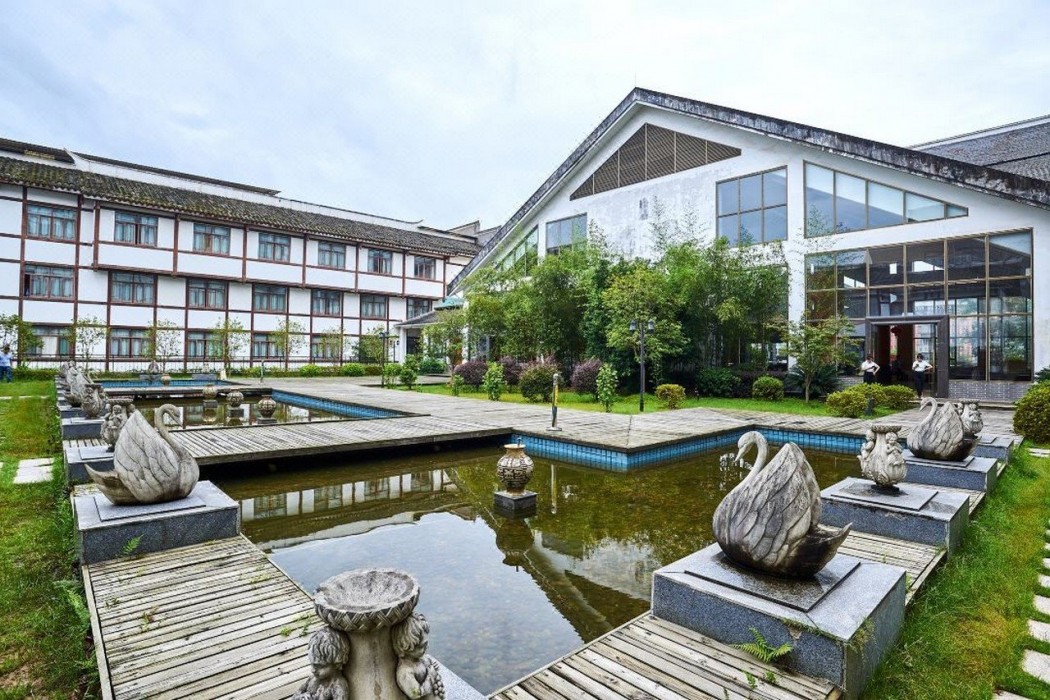 Guangrong Hotel 2/8