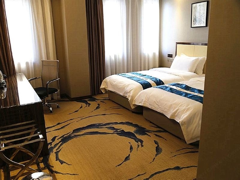 Jinyue Tianjin Hotel 2/5