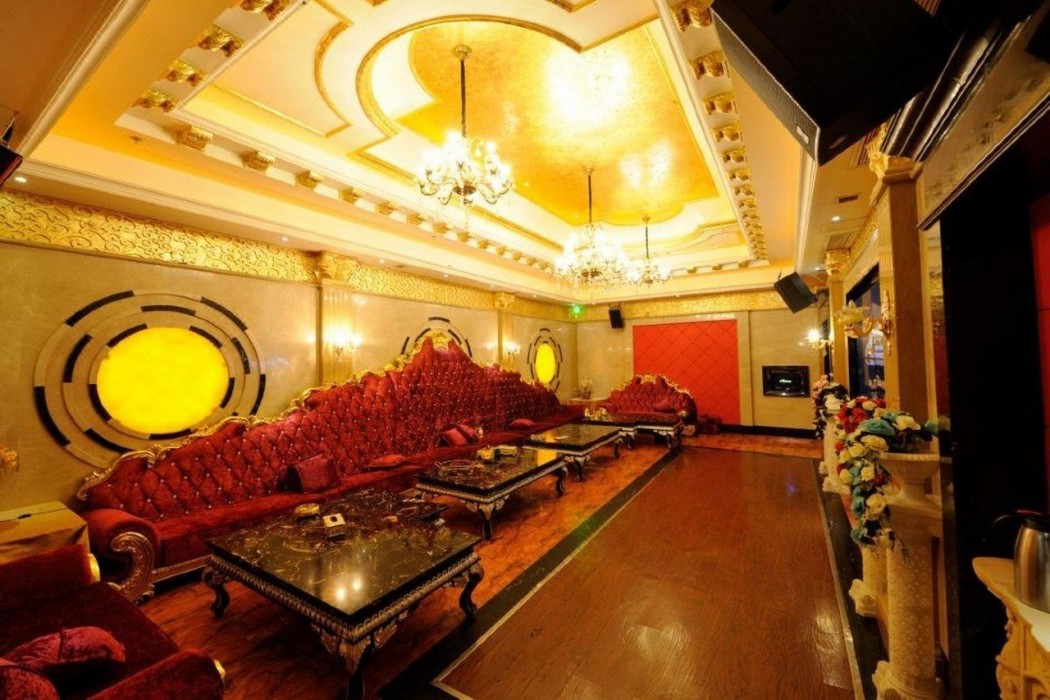 Qinchuan Hotel 27/55