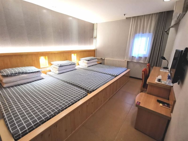 Home Inn Shenyang Zhangshi Development Zone Metro Station Branch 11/37