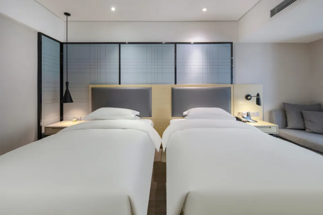 Echarm Hotel (Beihai Railway Station) 23/65