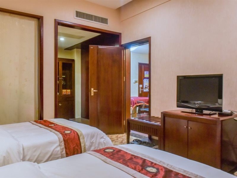 Deyuan Hotel (Shaoguan Qujiang Park) 16/18