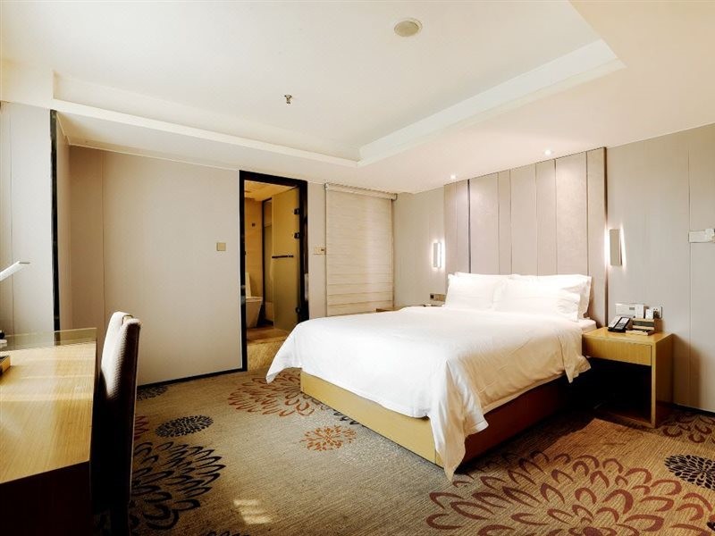 Lavande Hotel (Guangzhou Baogang Avenue Grandbuy Xinyicheng) 3/5