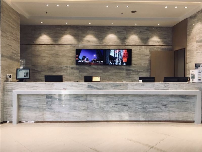 City Comfort Inn(Wuhan Caician Square Branch) 33/54