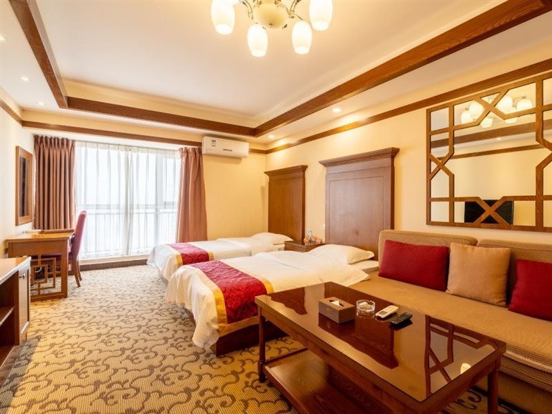 Mingfanju Hotel (Kunming Jinma Bijifang) 7/16