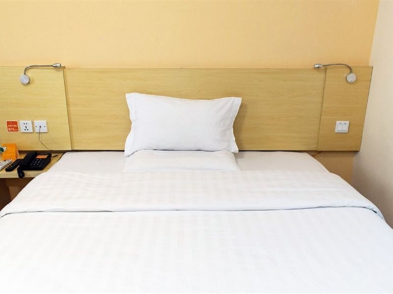 7 Days Inn (Guangzhou Jingxi Nanfang Hospital Metro Station) 3/5