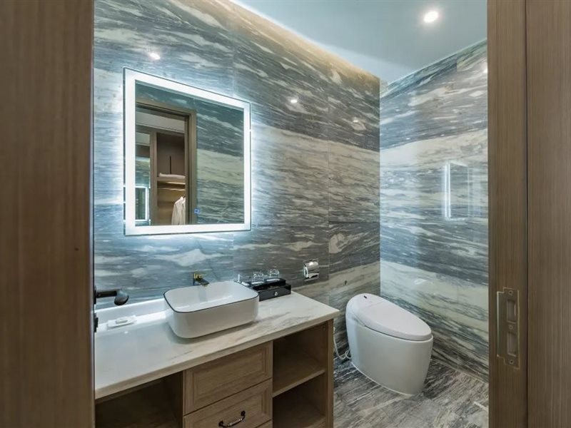 Rezen Hotel Wansheng International 12/25