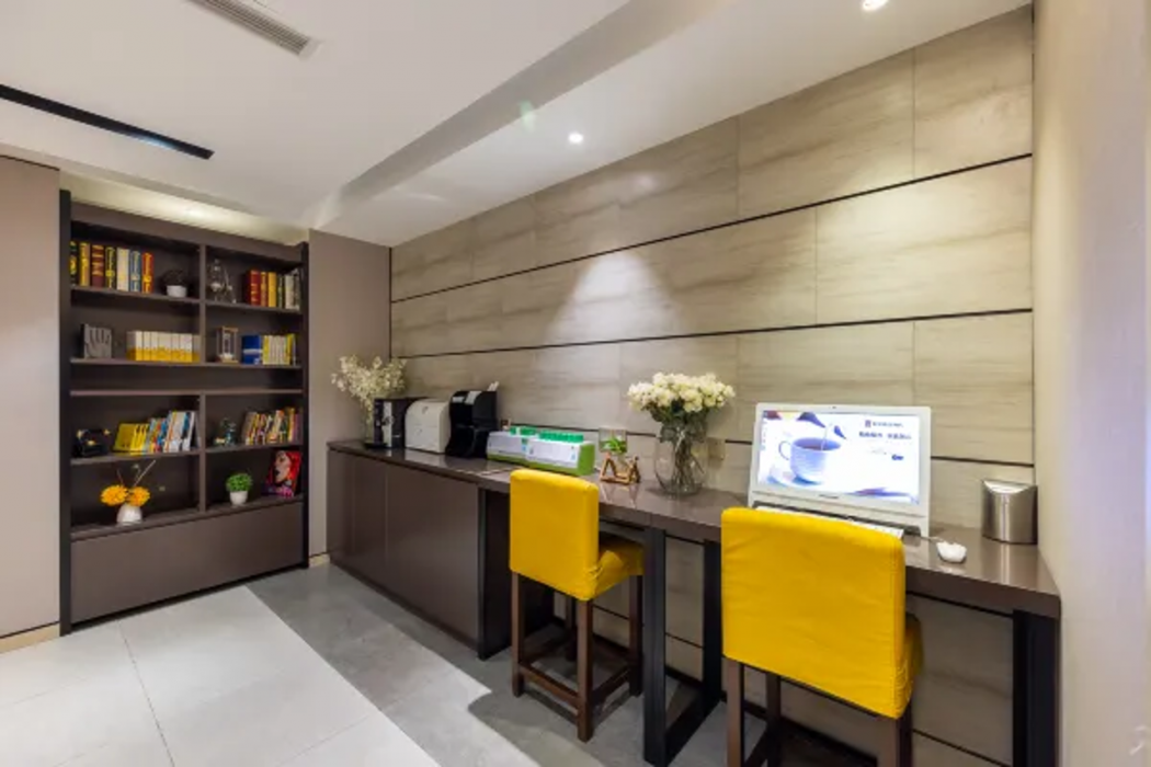 Home Inn Plus (Lanzhou Zhangye Road Xiguan Metro Station) 7/39