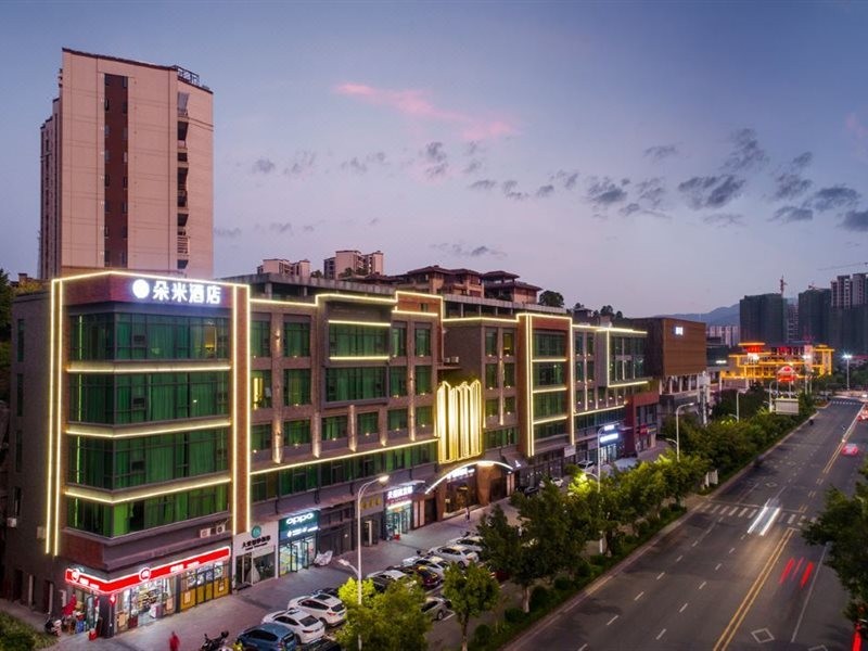 Tomeet Hotel 17/38